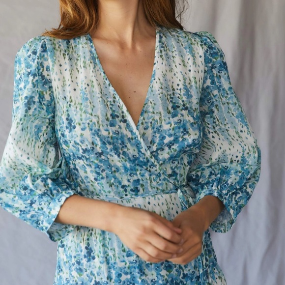 Noah dress in Morning Gladiola - Picture 2 of 11